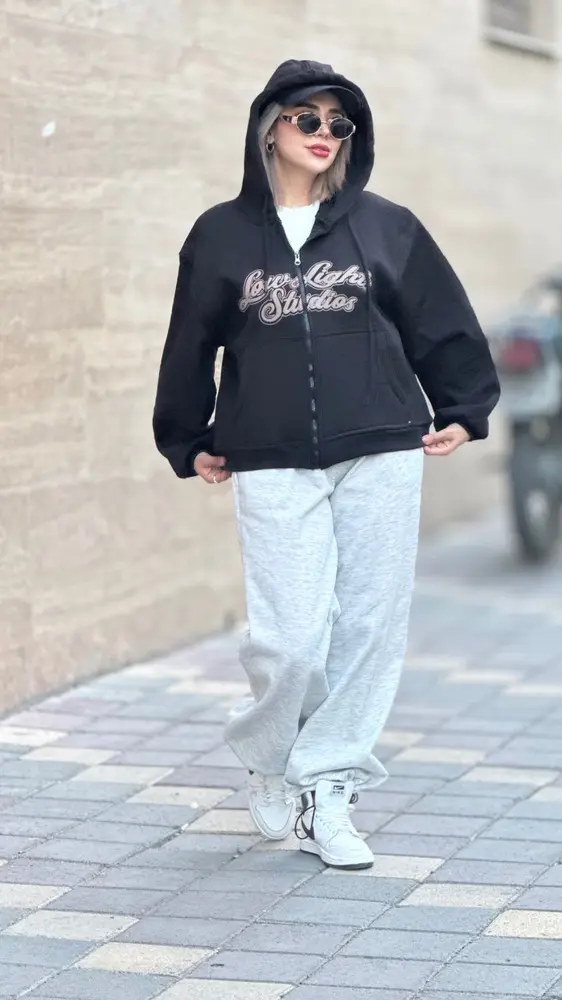 سویشرت نگین